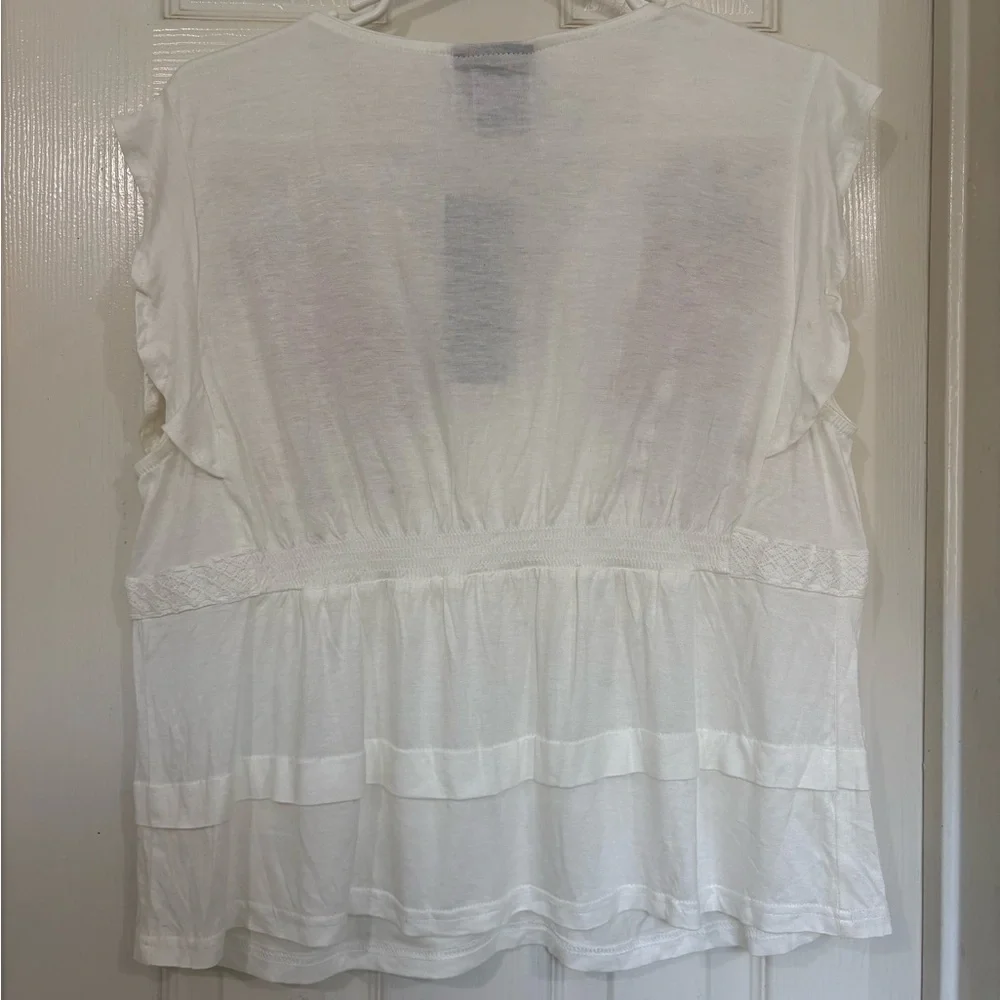 Liv Los Angeles White Embroidered Sleeveless Blouse - Picture 6 of 7